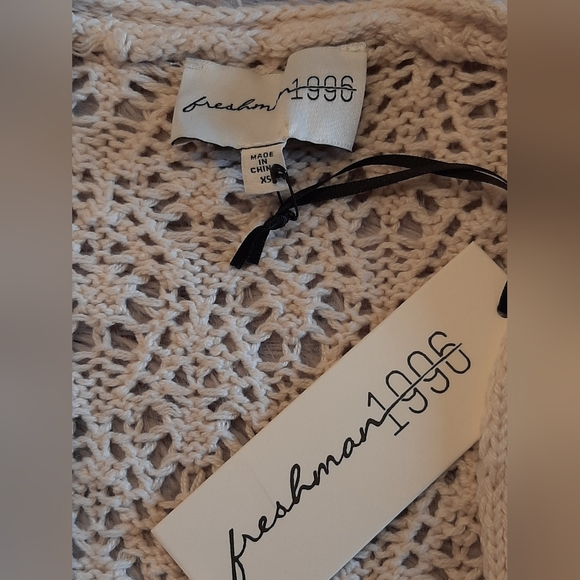 Freshman 1996 Boho Maxi Crochet Cardigan Open Sleeveless Cream Color Size XS NWT - Picture 2 of 16